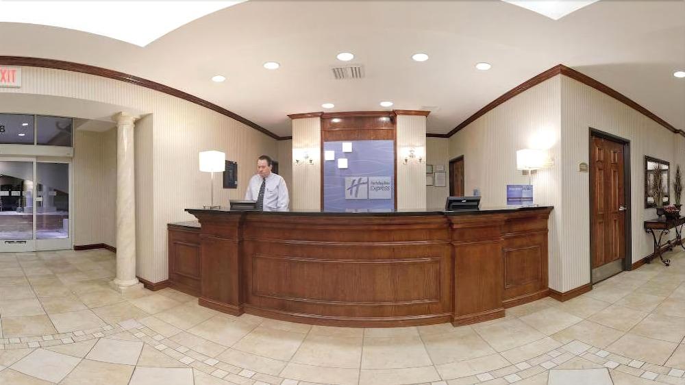 Holiday Inn Express Hotel & Suites Farmington, An Ihg Hotel Exterior foto
