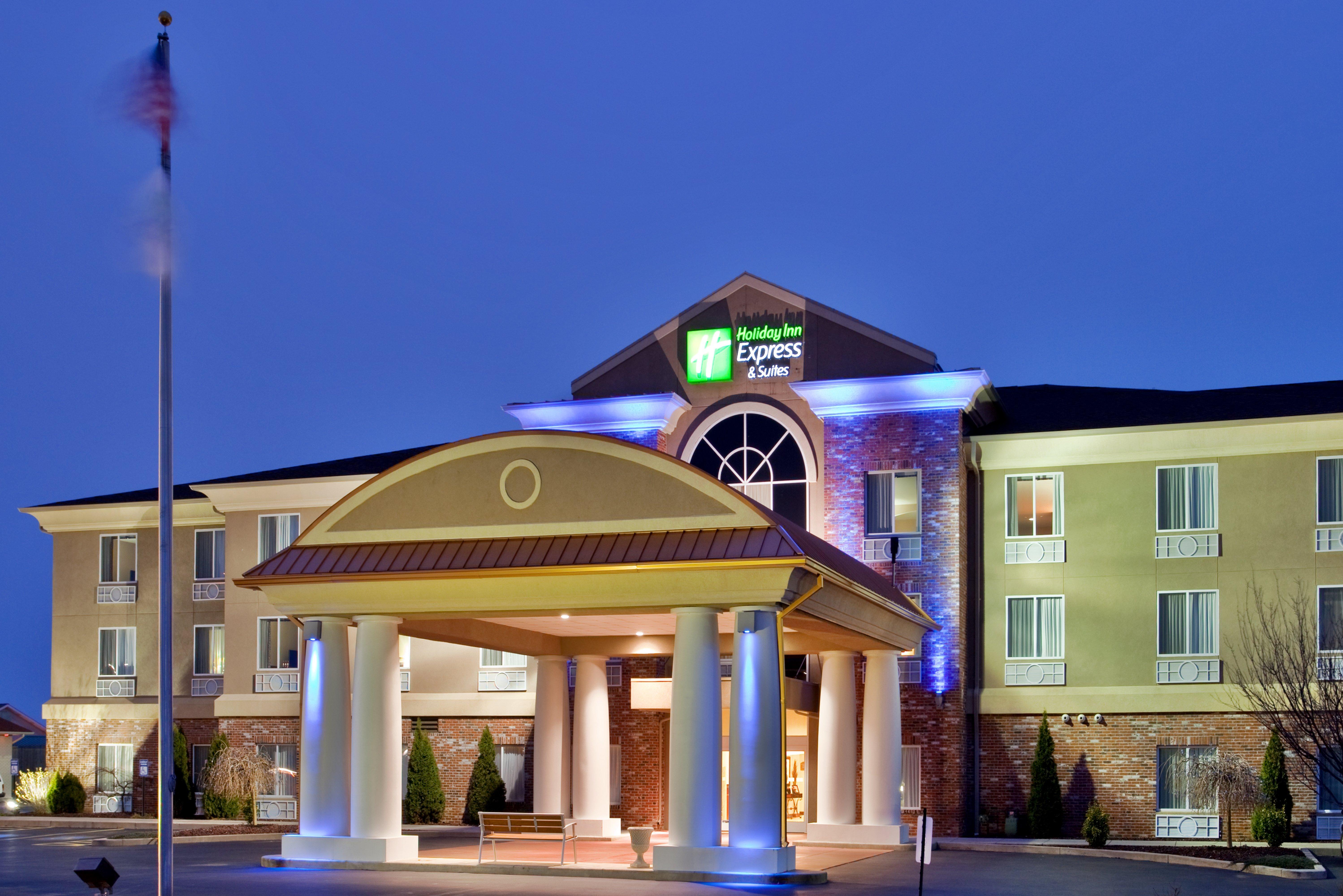 Holiday Inn Express Hotel & Suites Farmington, An Ihg Hotel Exterior foto