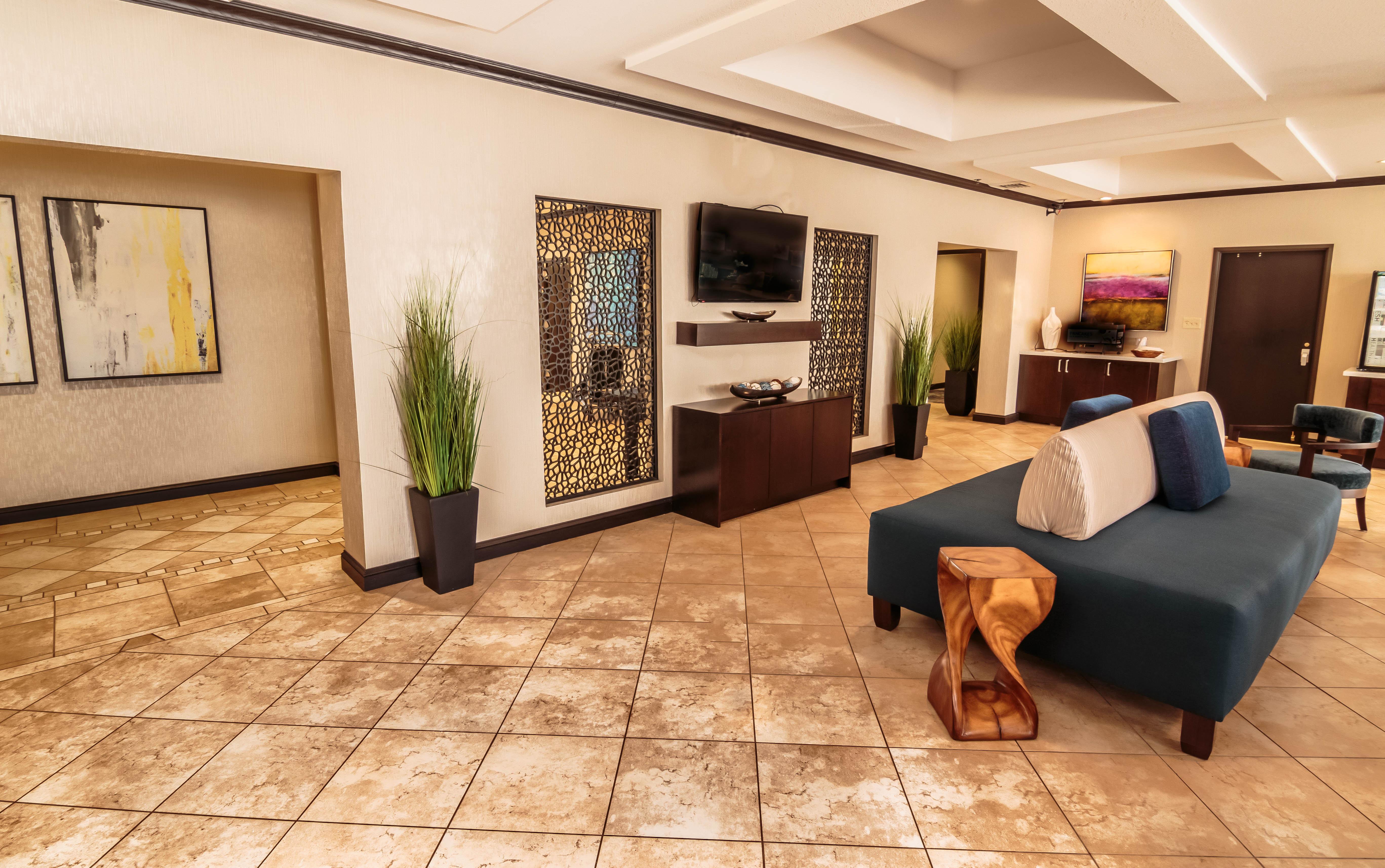 Holiday Inn Express Hotel & Suites Farmington, An Ihg Hotel Exterior foto